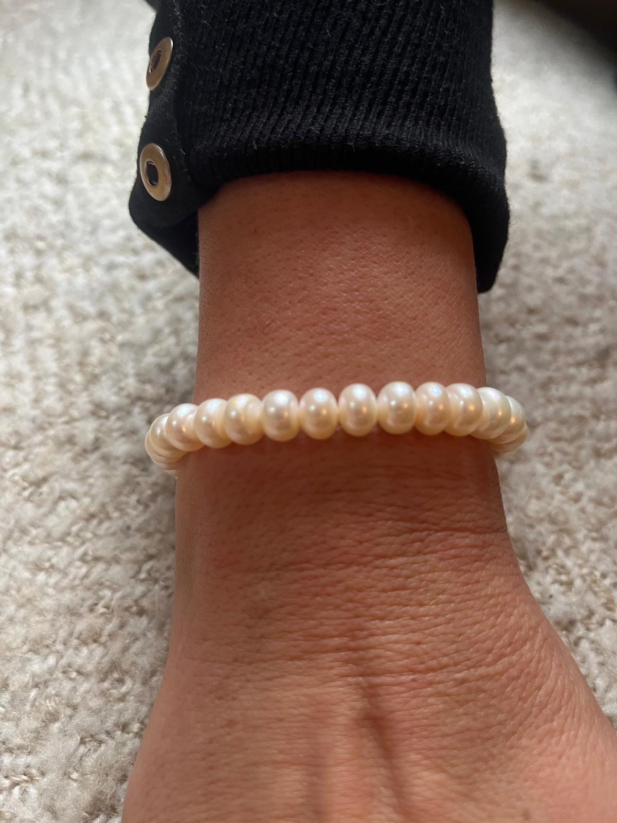 Freshwater Pearls Elastic Bracelet