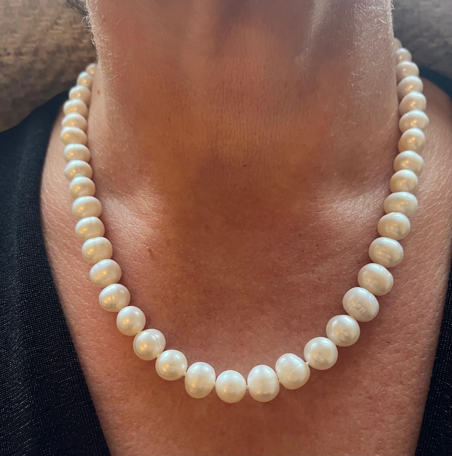 White AA Freshwater Pearl Necklace with Sterling Silver Clapse