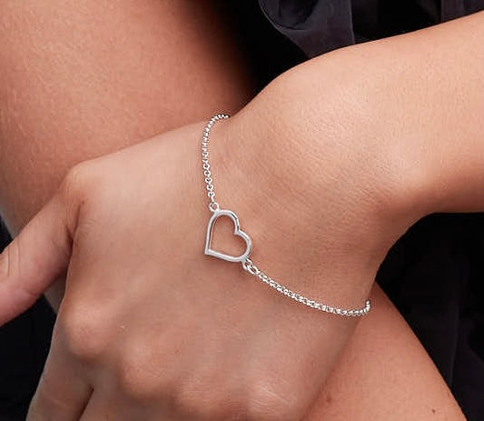 Sparkle By Princess Andre: Sterling Silver Heart Chain Bracelet