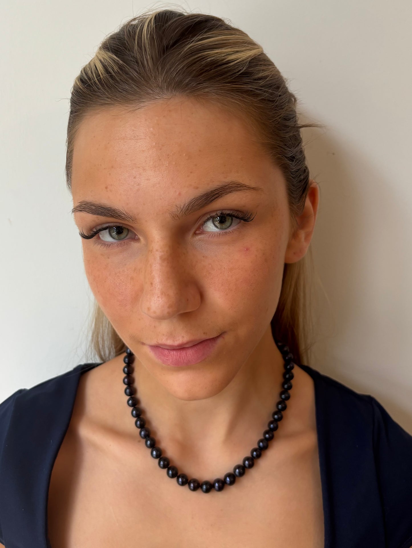 AA+ Freshwater Pearls Sterling Silver Necklace with Sterling Silver Clapse