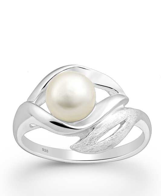 Sterling Silver Matte Leaf Ring set with a Lustrous Freshwater Pearl
